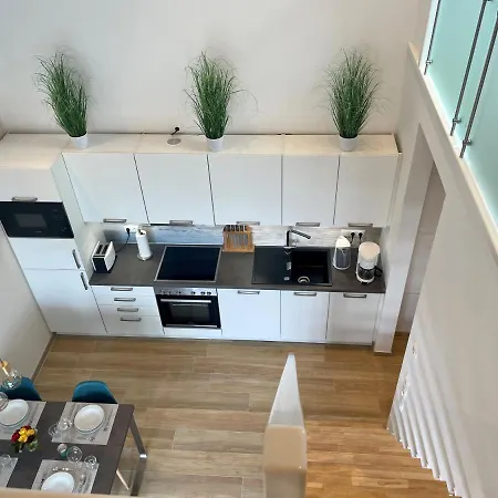 Deichkind, Am Alten Deich 4-6, 2 28 * Dangast