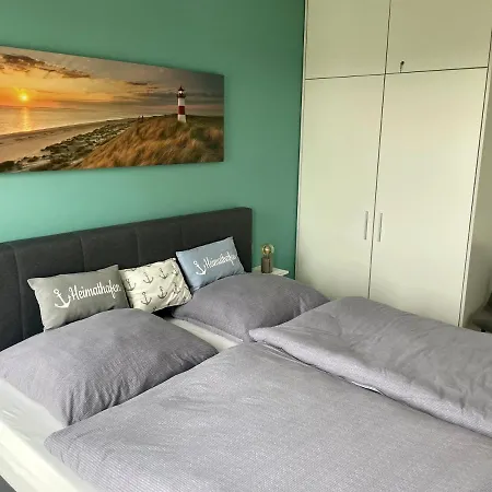 Deichkind, Am Alten Deich 4-6, 2 28 * Dangast