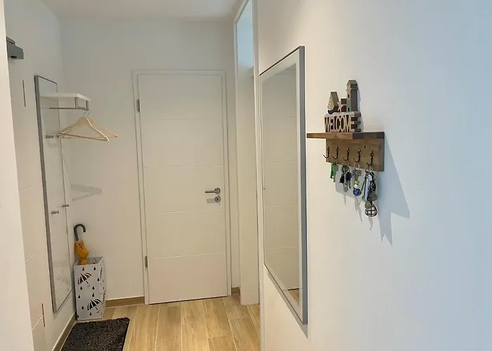 Deichkind, Am Alten Deich 4-6, 2 28 * 丹加斯特