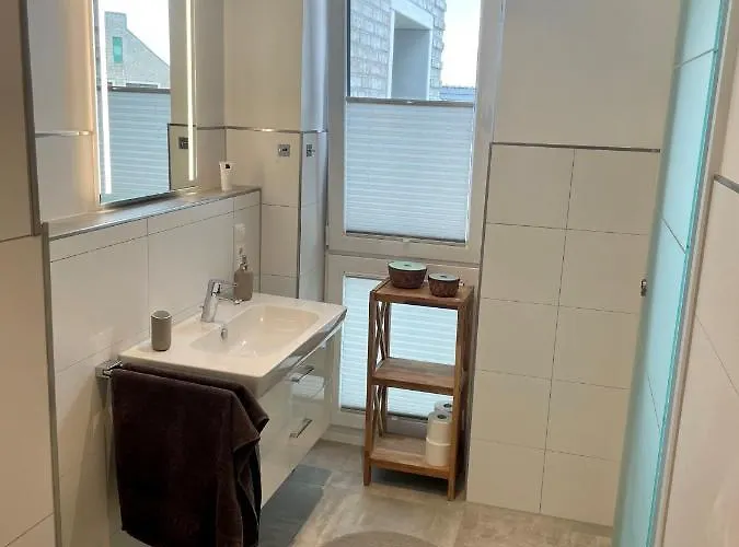 Deichkind, Am Alten Deich 4-6, 2 28